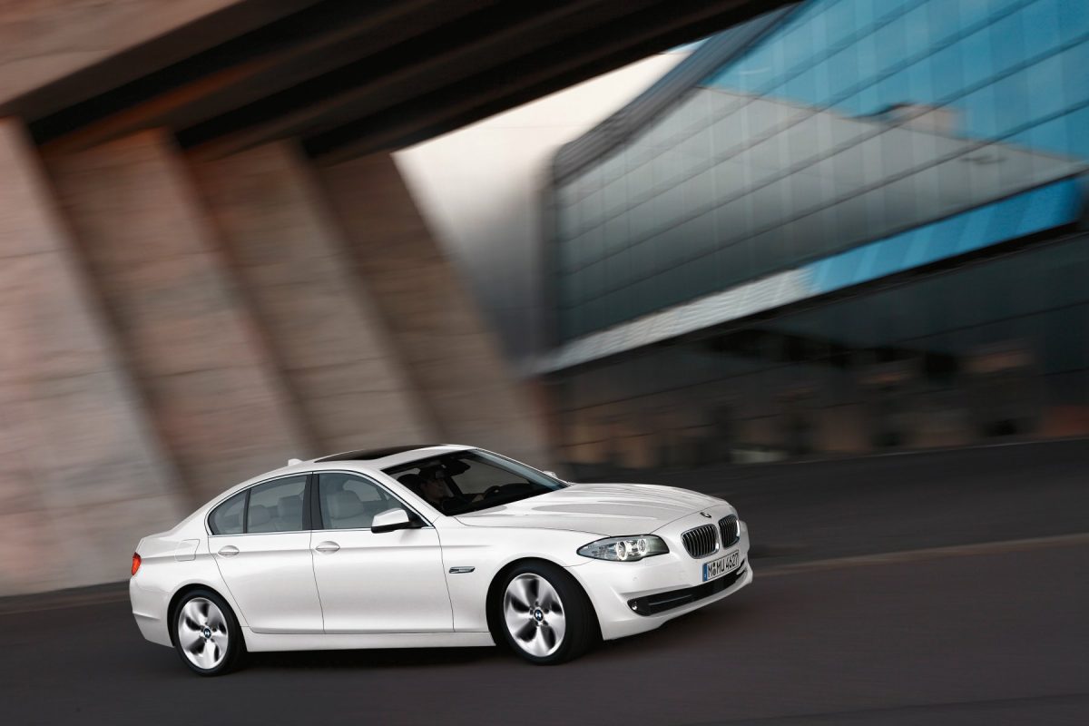 BMW 5-ÖS SOROZAT