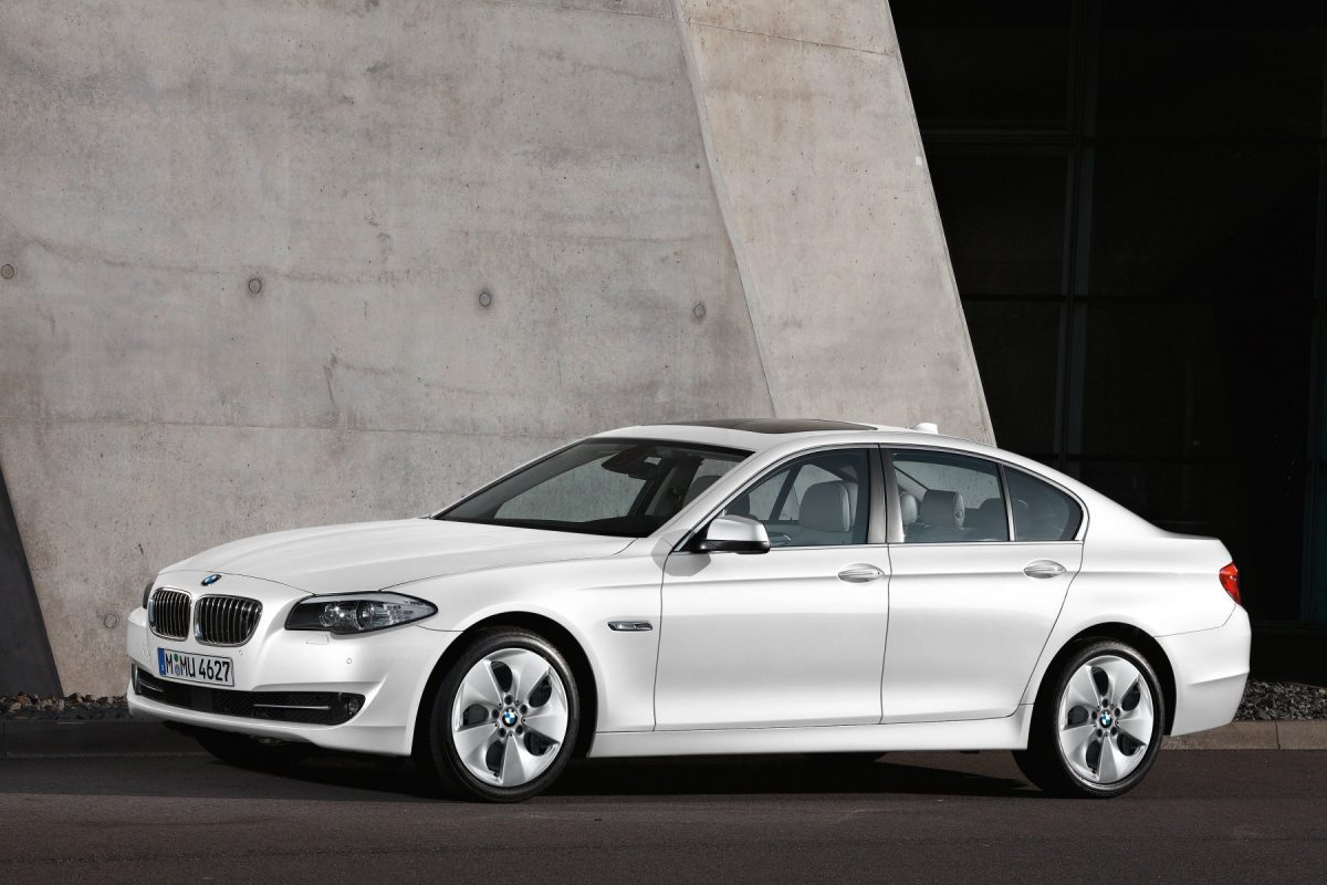 BMW 5-ÖS SOROZAT