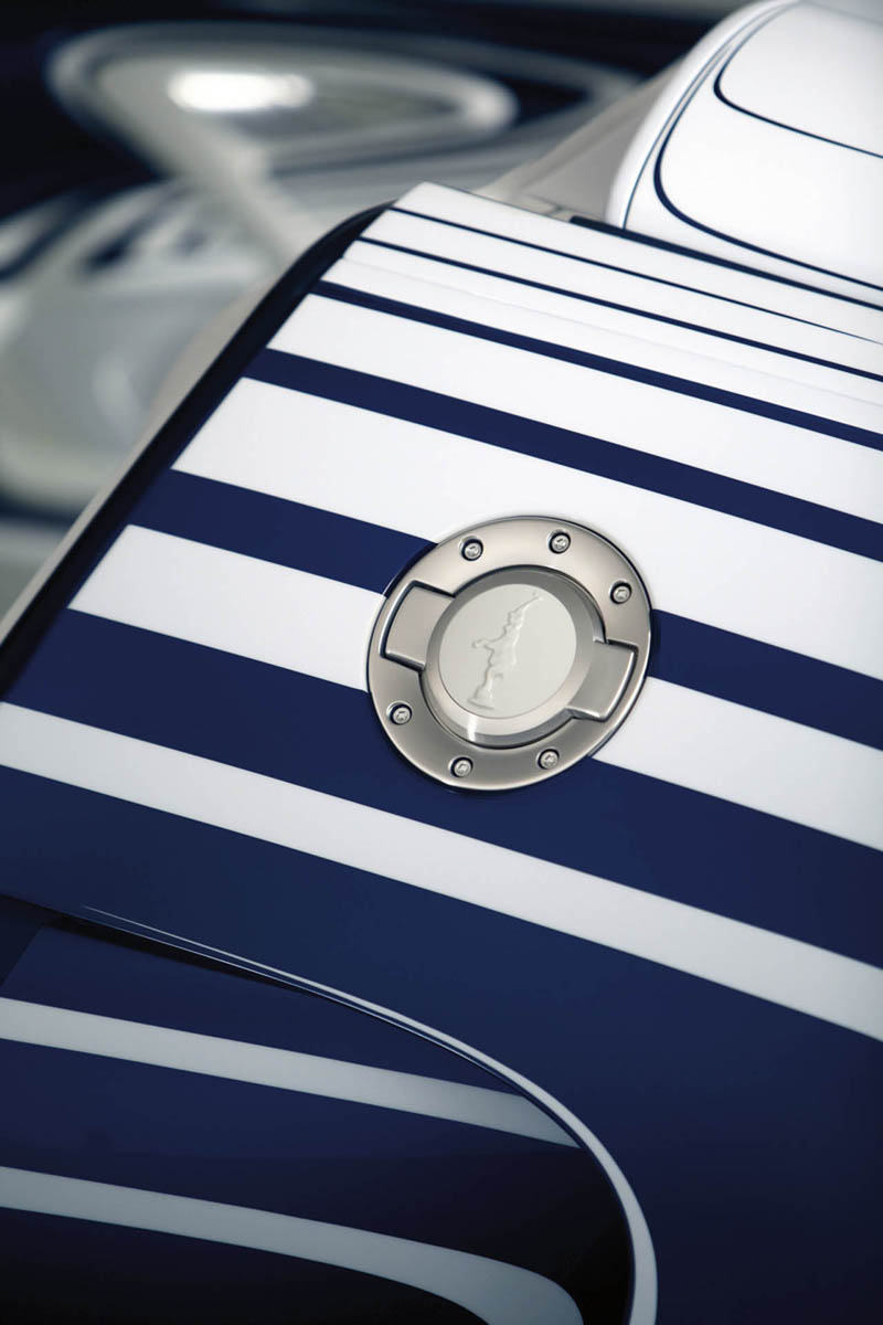BUGATTI VEYRON