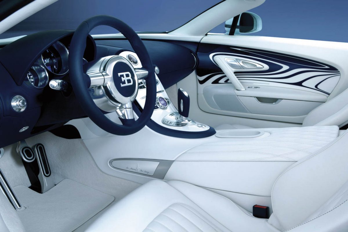 BUGATTI VEYRON