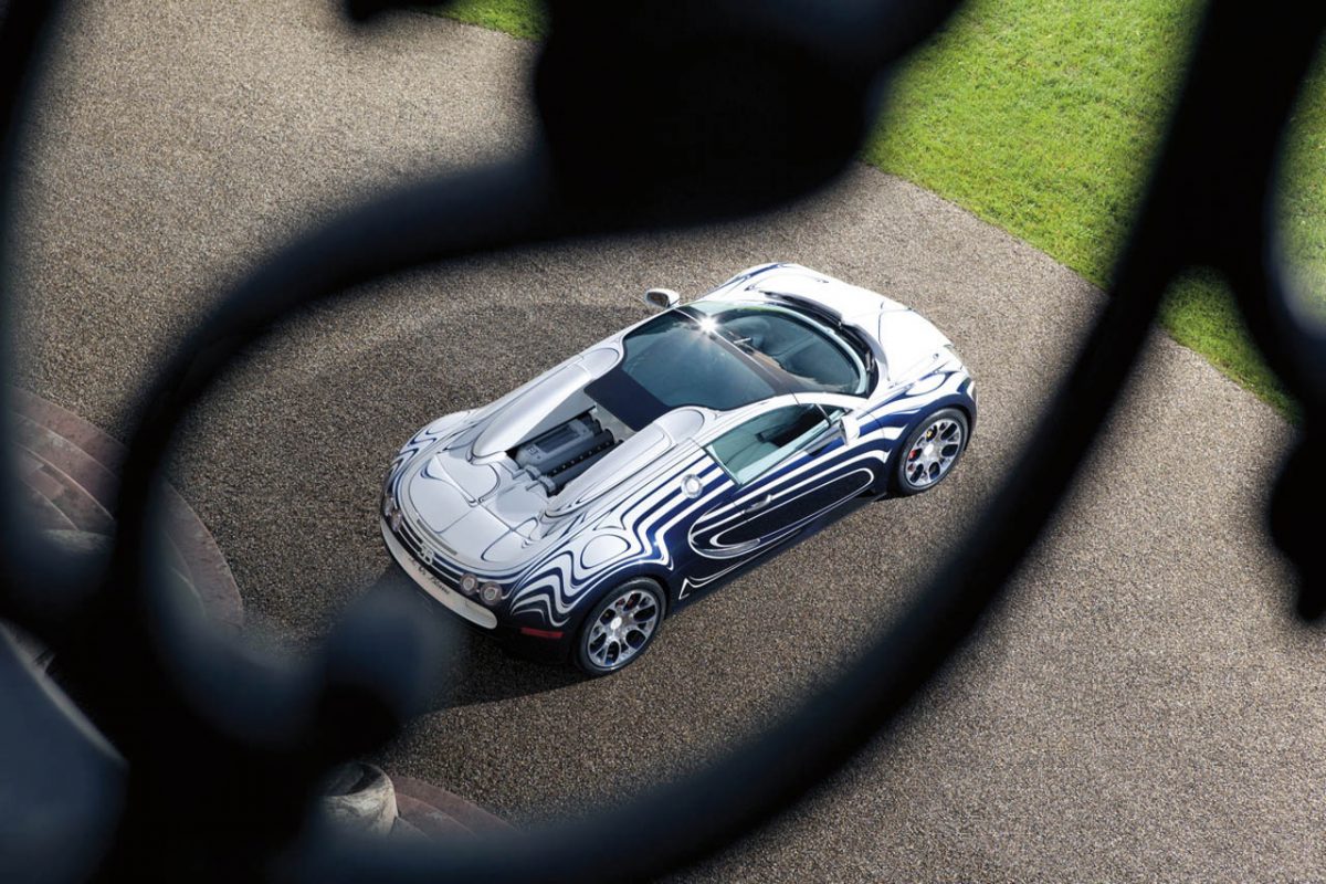 BUGATTI VEYRON