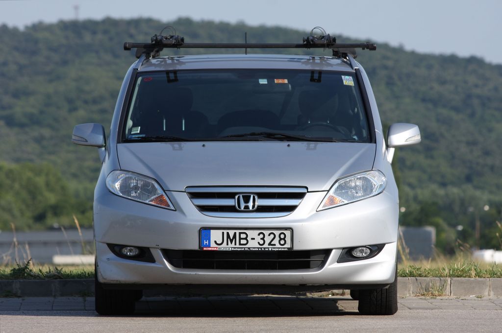 HONDA FR-V