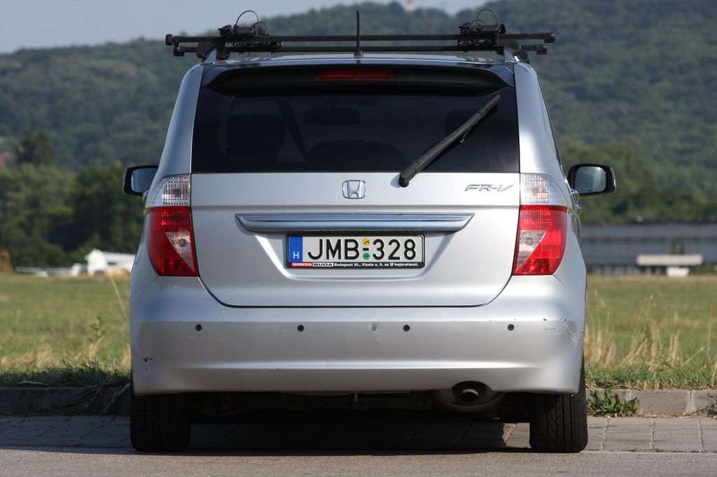 HONDA FR-V