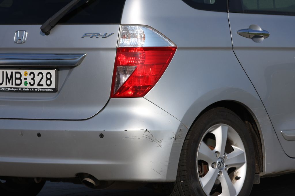 HONDA FR-V
