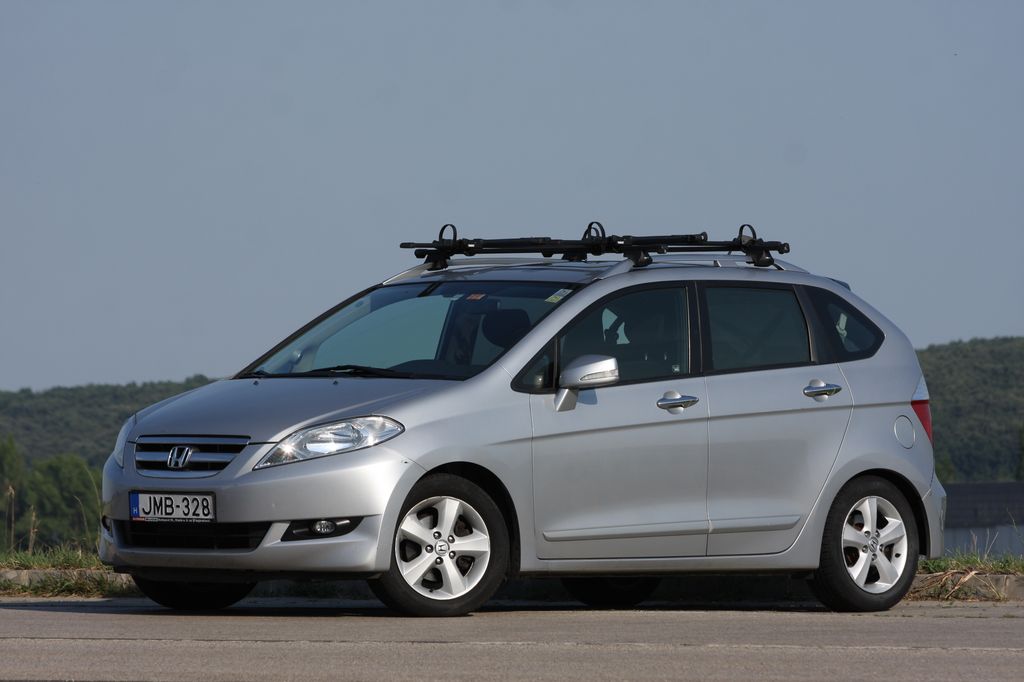HONDA FR-V