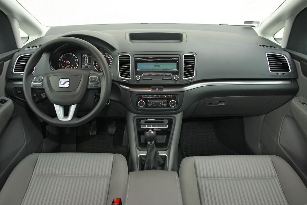 SEAT ALHAMBRA