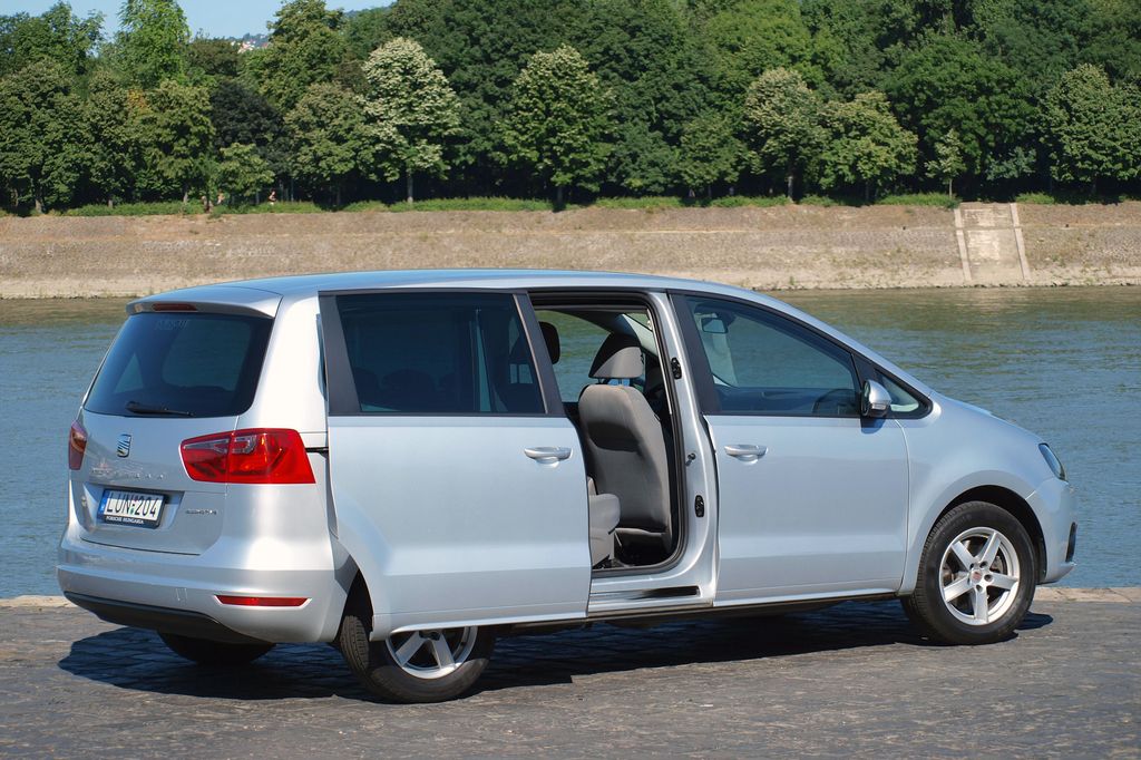 SEAT ALHAMBRA
