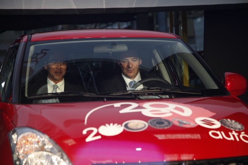 SUZUKI SWIFT