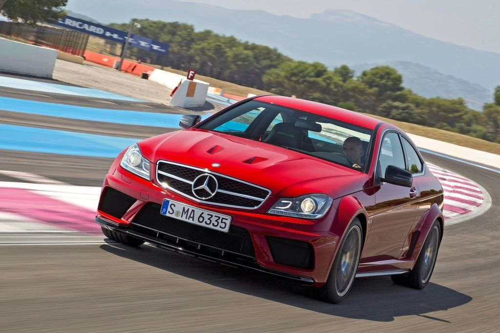 MERCEDES-BENZ C 63 AMG