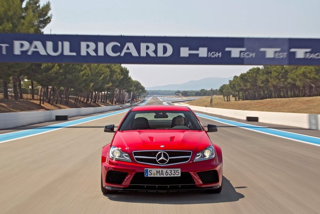 MERCEDES-BENZ C 63 AMG