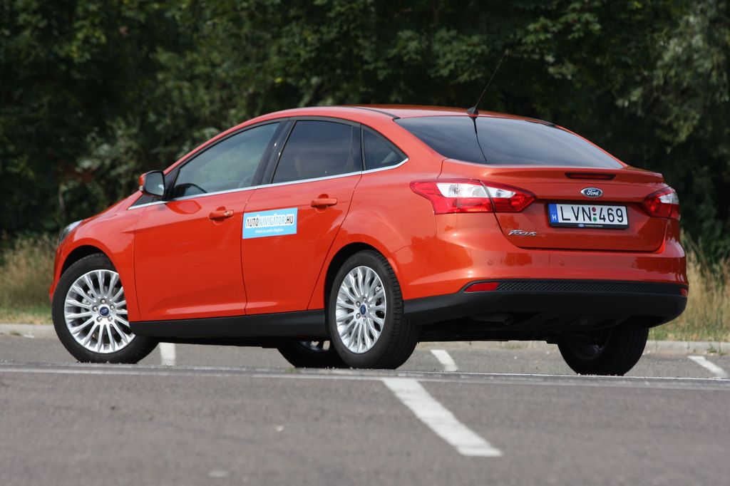 FORD FOCUS