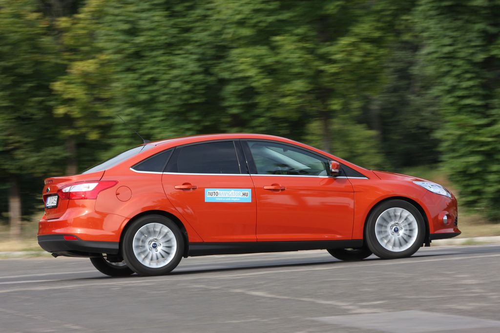 FORD FOCUS