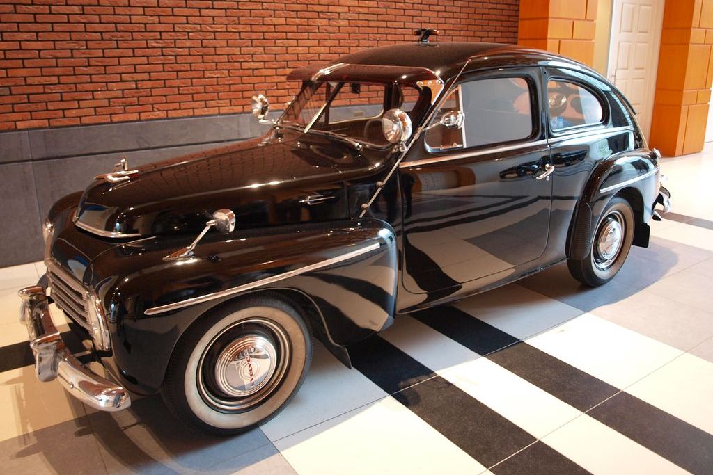 BUGATTI