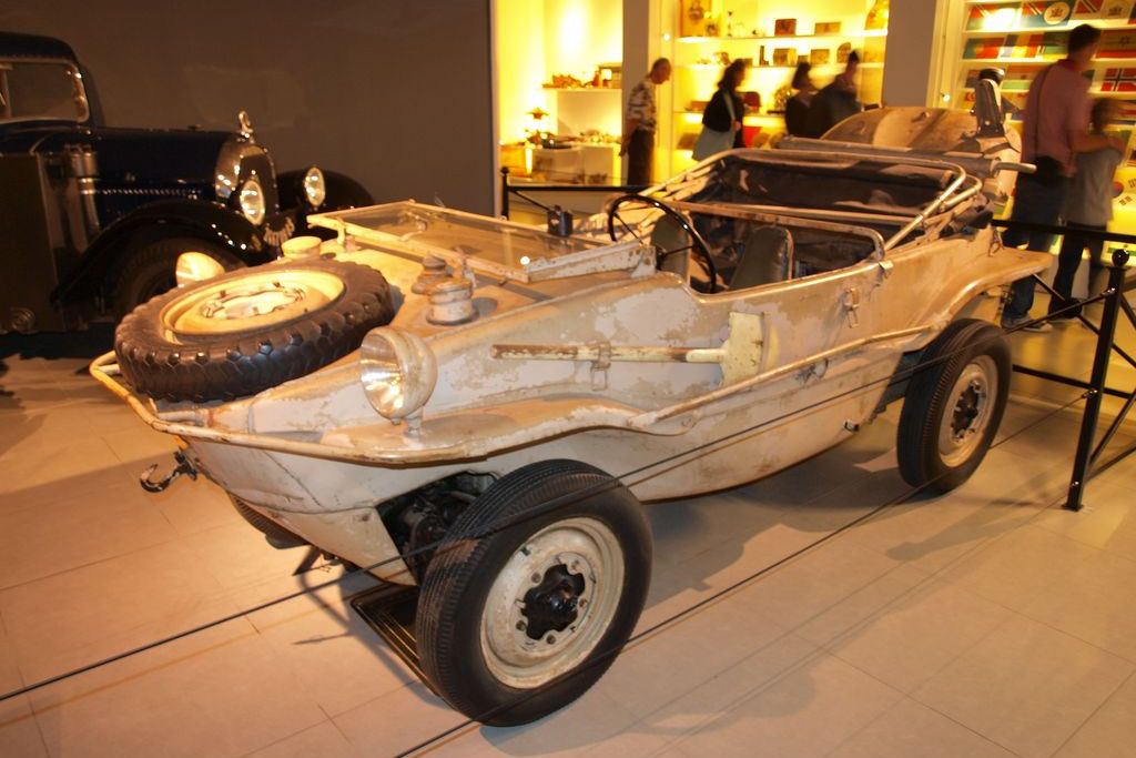 BUGATTI
