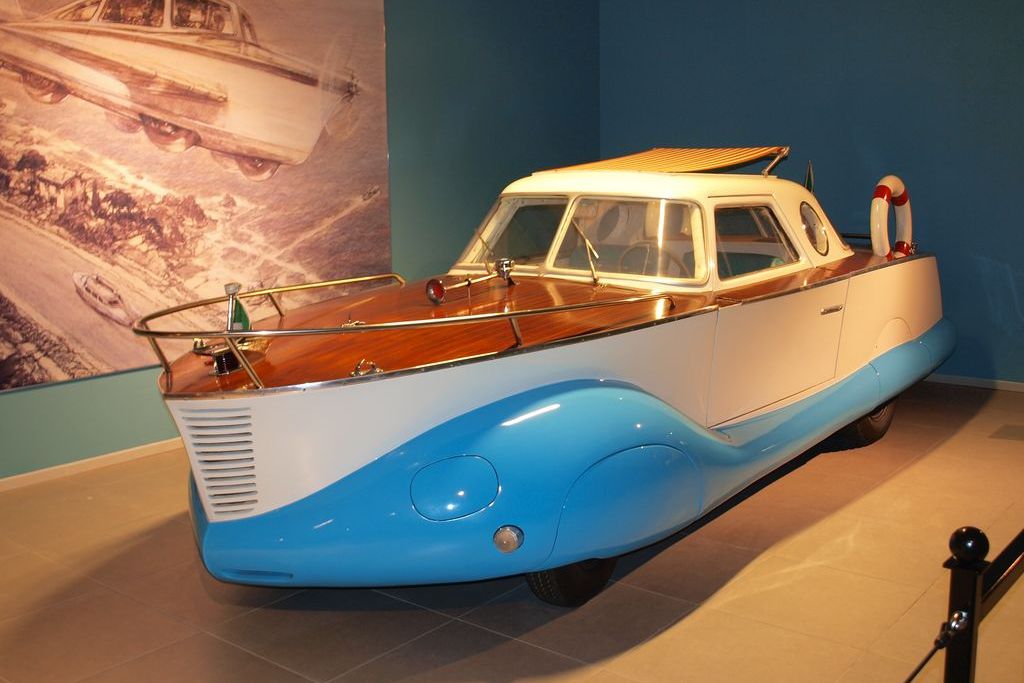 BUGATTI