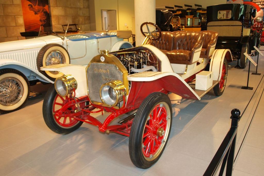 BUGATTI