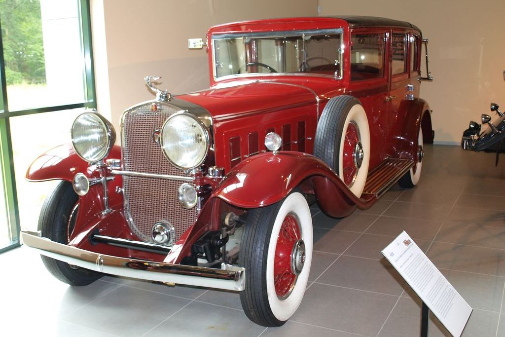 BUGATTI
