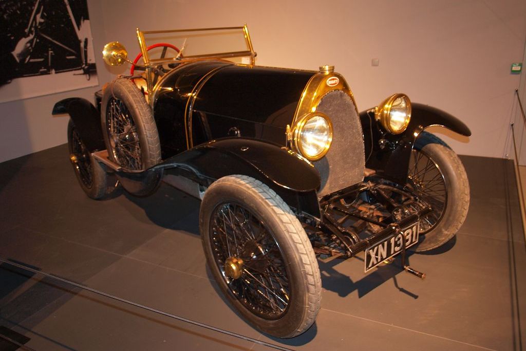 BUGATTI