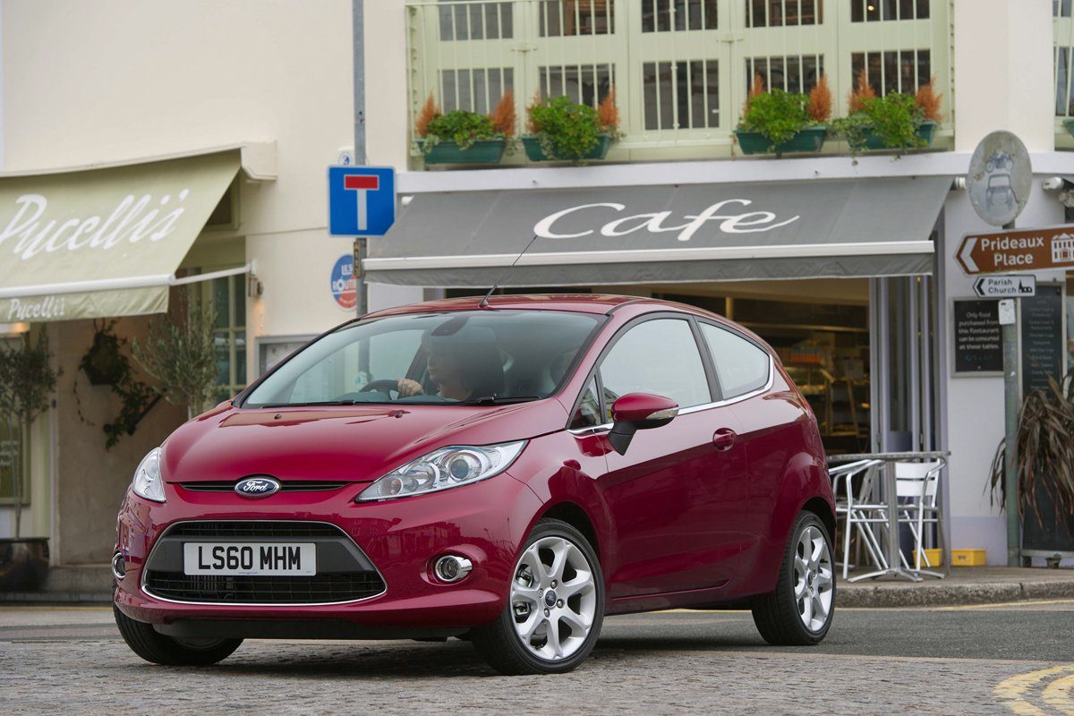 FORD FIESTA