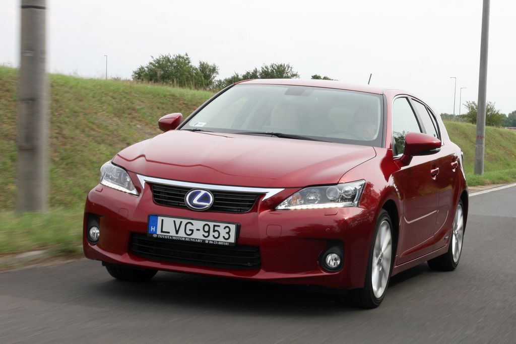LEXUS CT