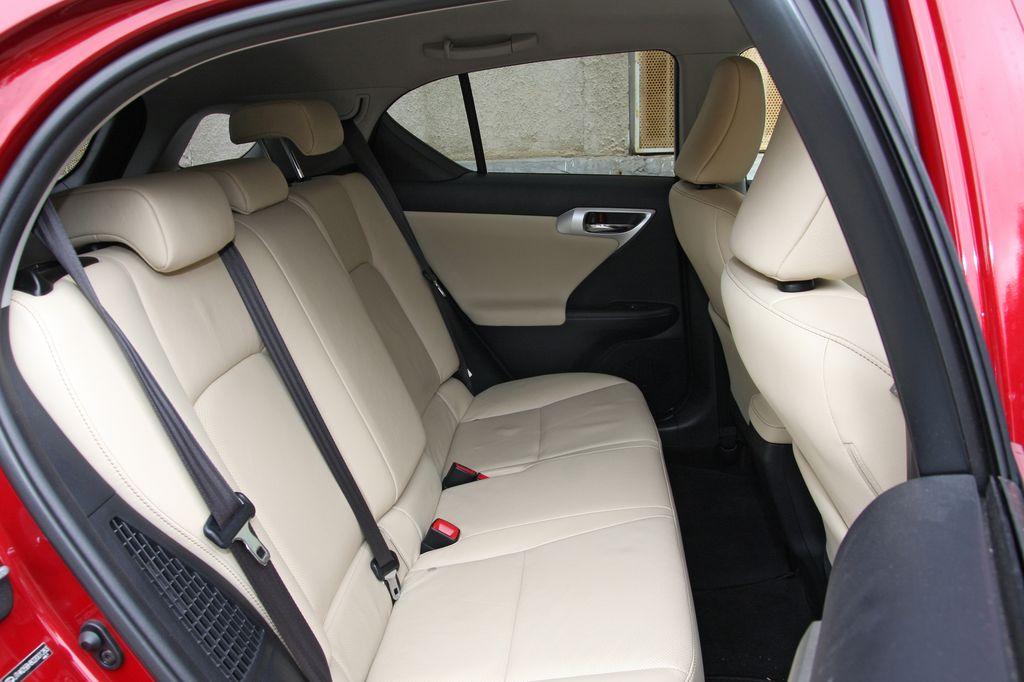 LEXUS CT