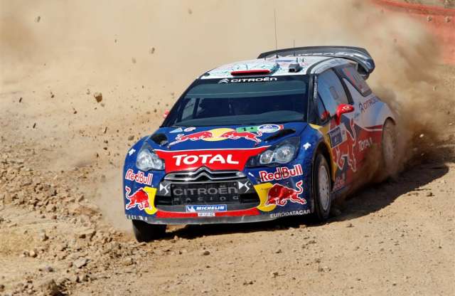 Loeb hibára kényszerítette csapattársát a rali vb-n
