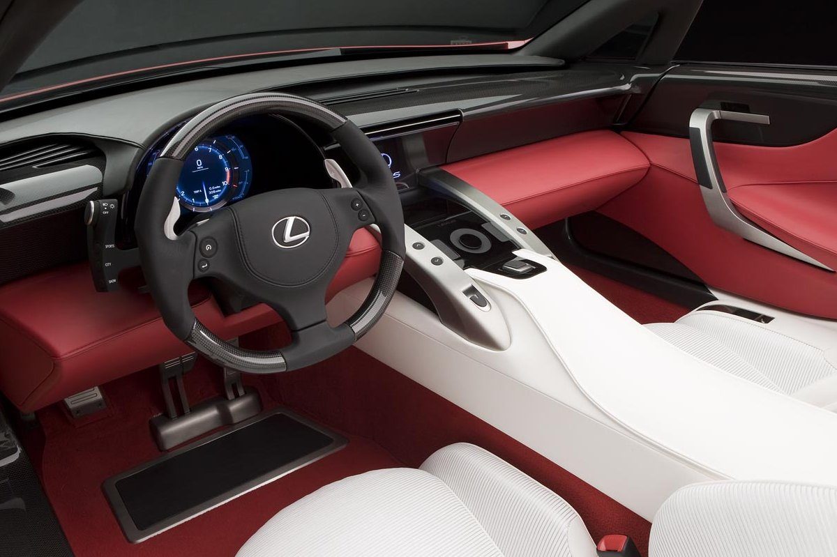 LEXUS IS