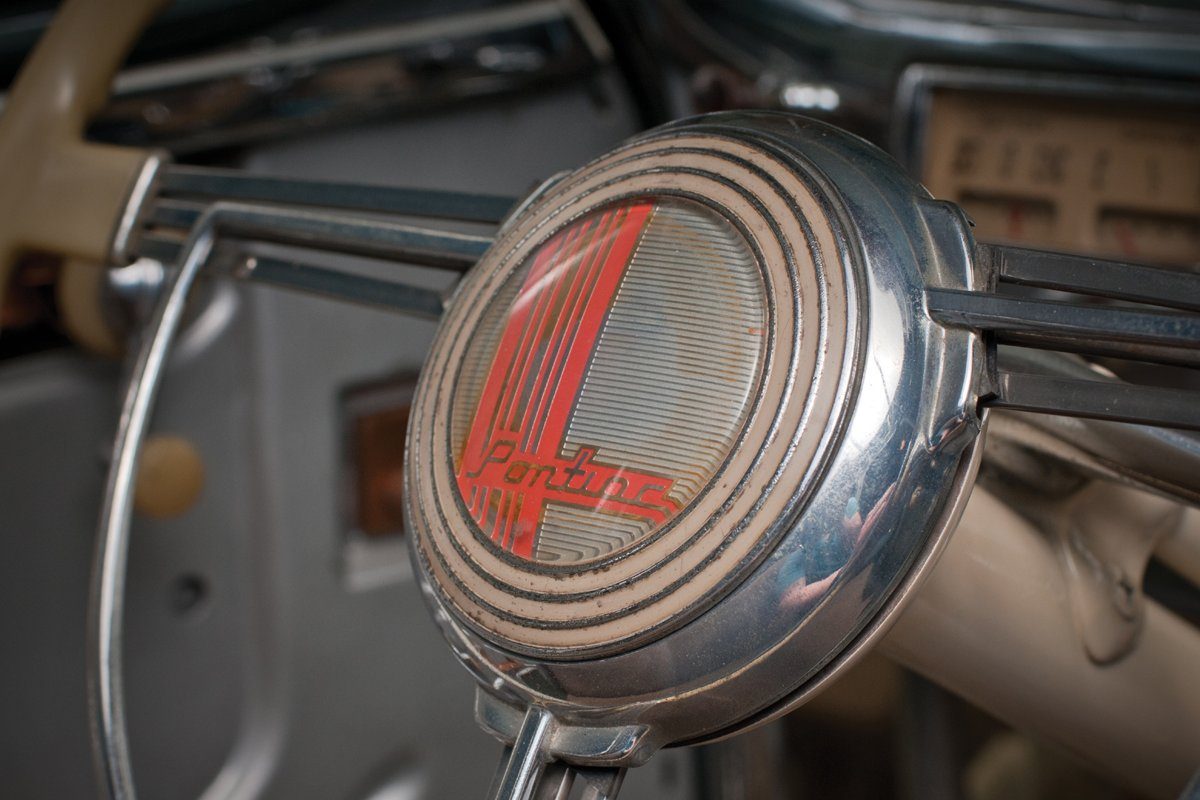 PONTIAC FIREBIRD