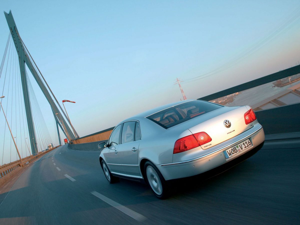 VOLKSWAGEN PHAETON