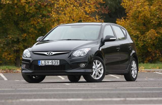 Alapnak jó és olcsó - Hyundai i30U teszt