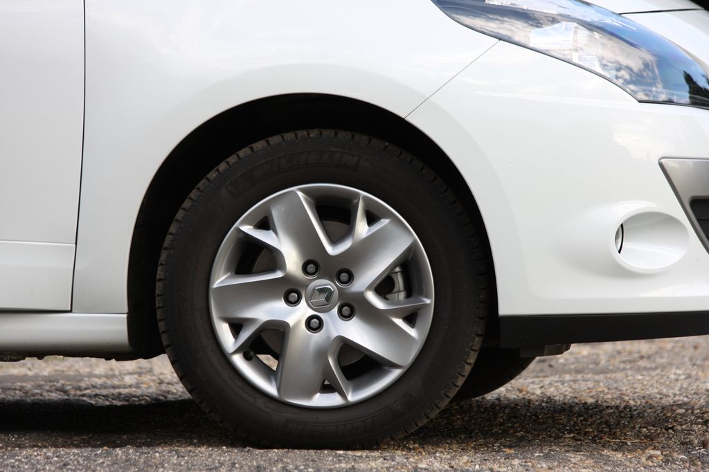 RENAULT SCENIC