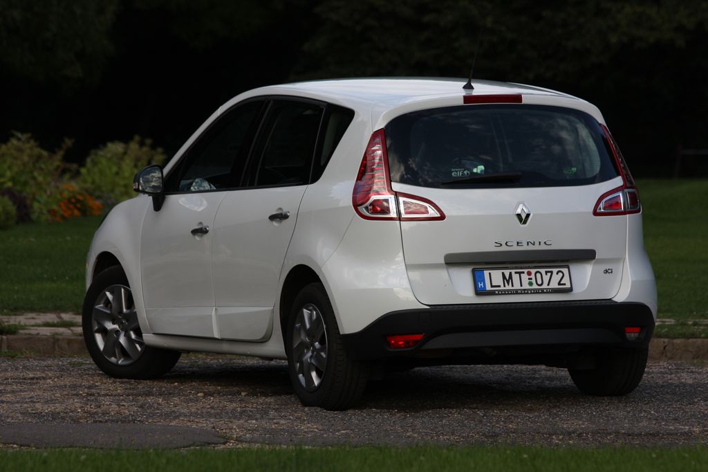 RENAULT SCENIC