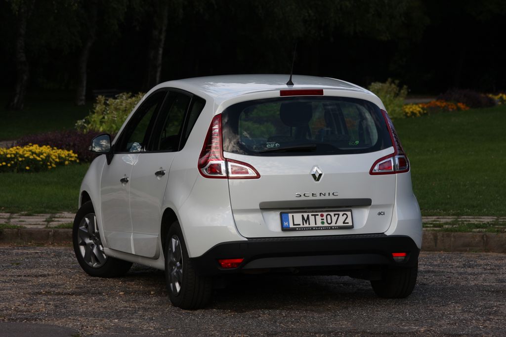 RENAULT SCENIC