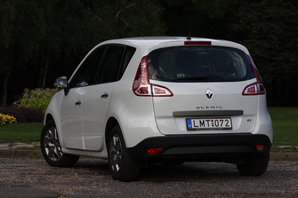 RENAULT SCENIC