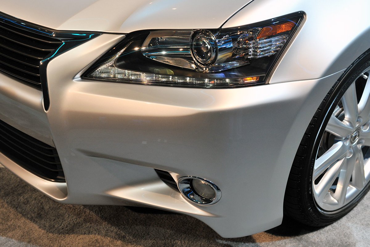 LEXUS IS