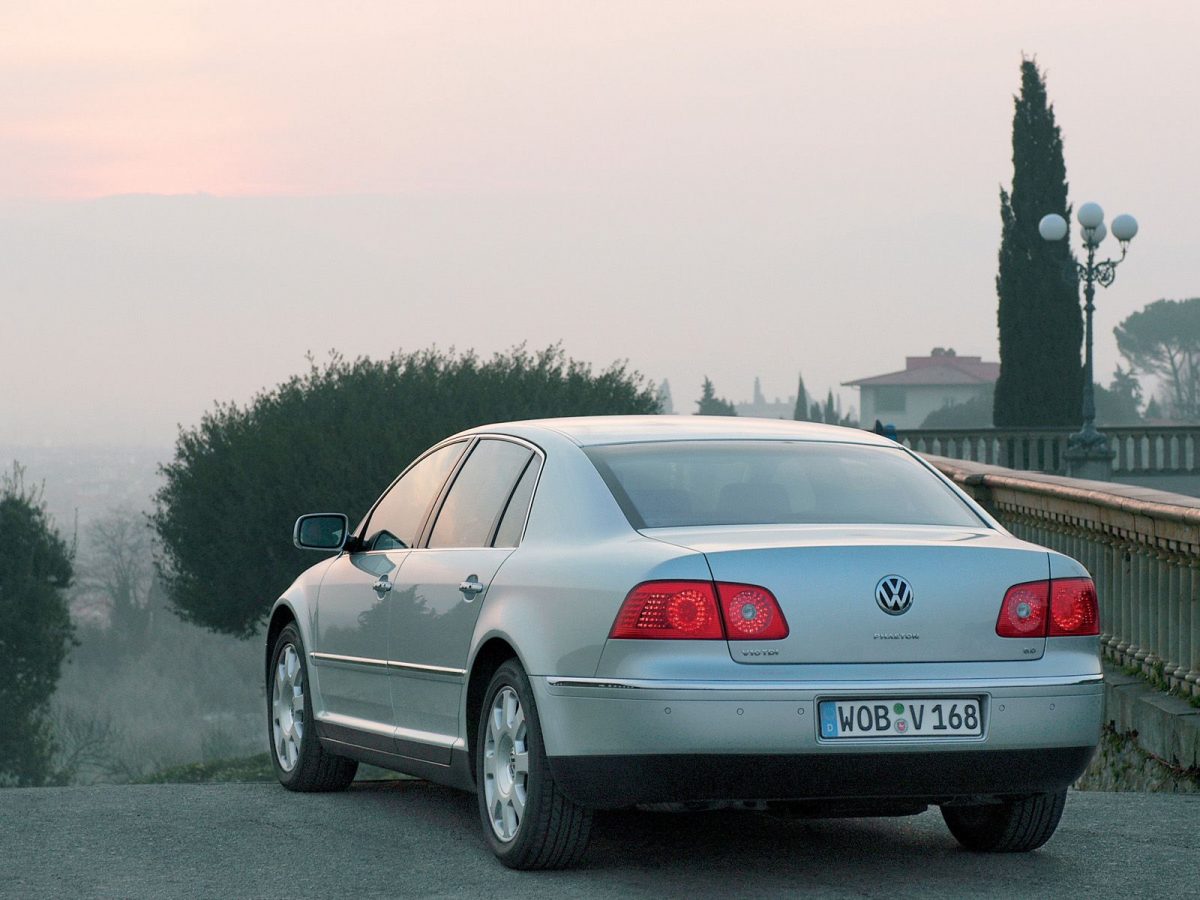 VOLKSWAGEN PHAETON