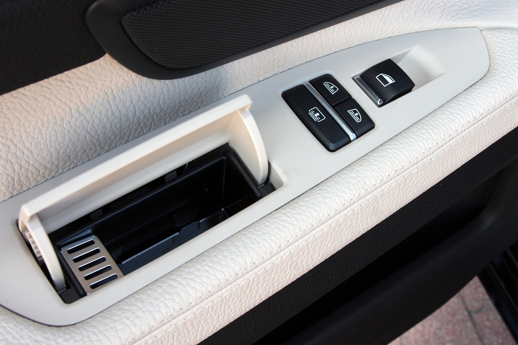 BMW 740