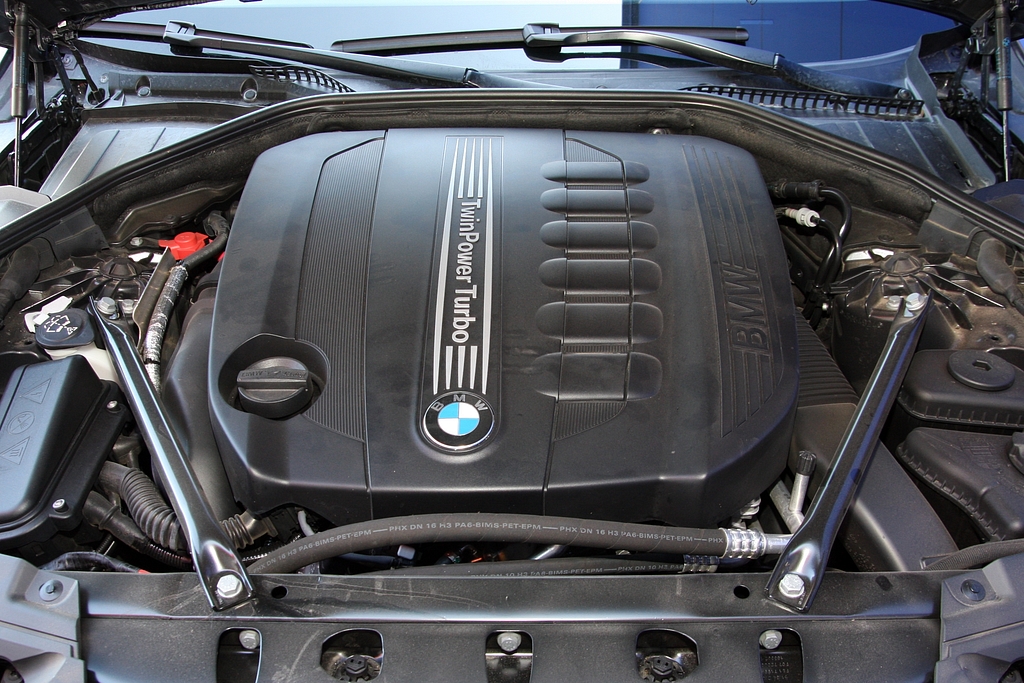 BMW 740