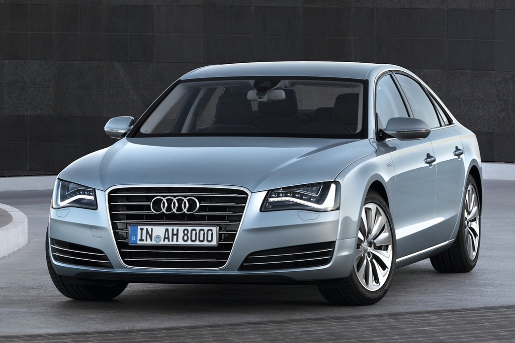 AUDI A8