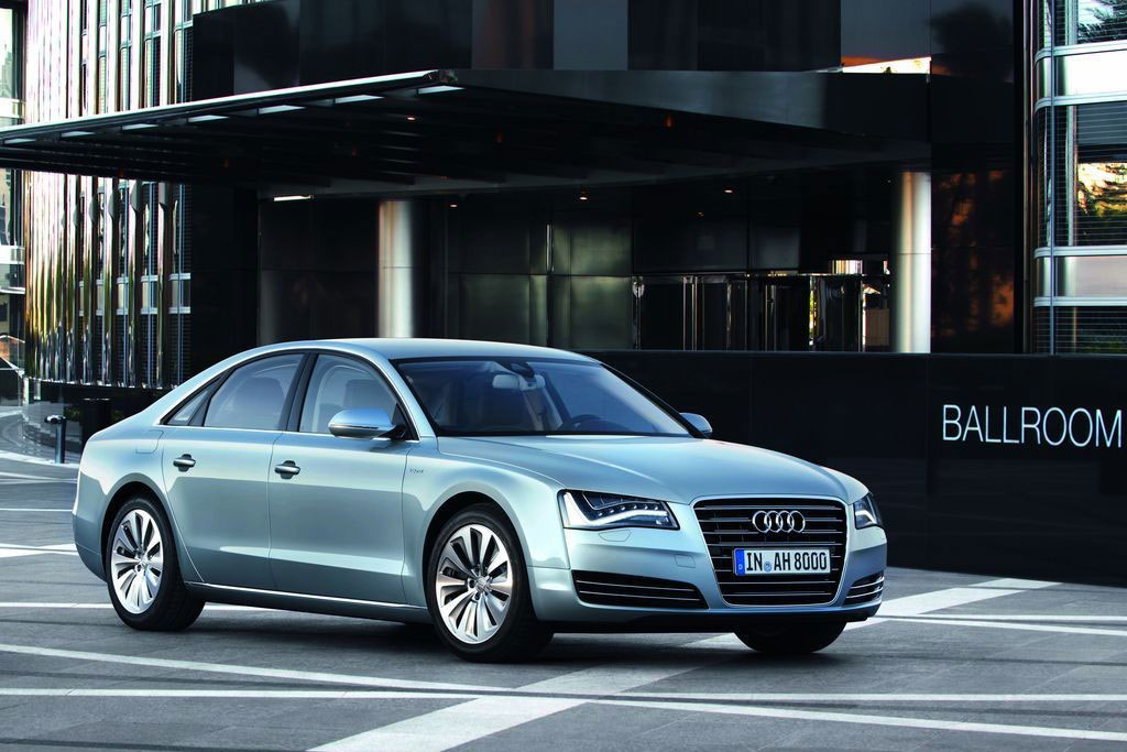 AUDI A8