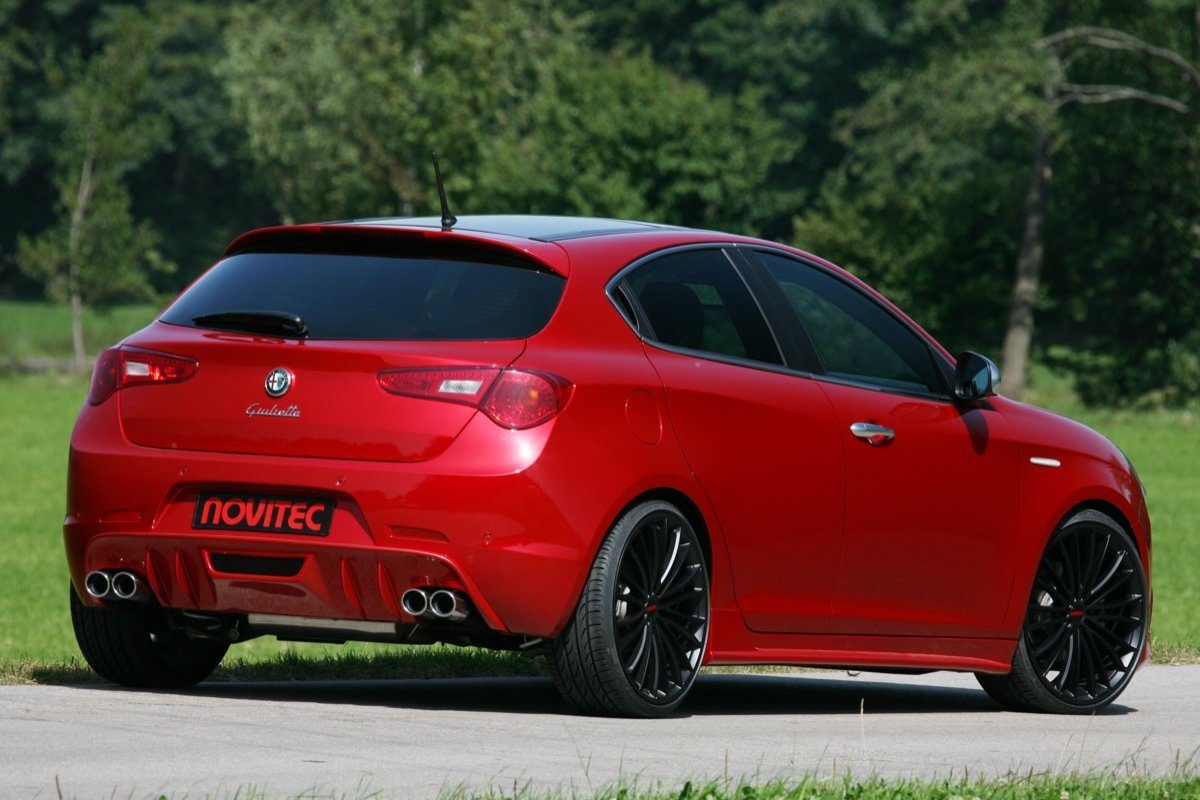 ALFA ROMEO 155