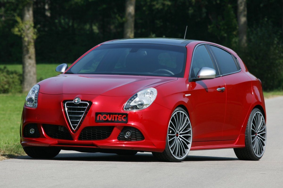 ALFA ROMEO 155