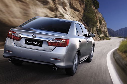 TOYOTA CAMRY