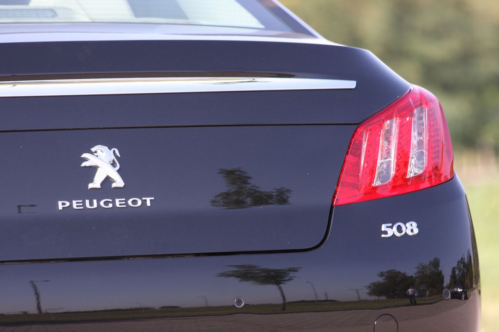 PEUGEOT 508
