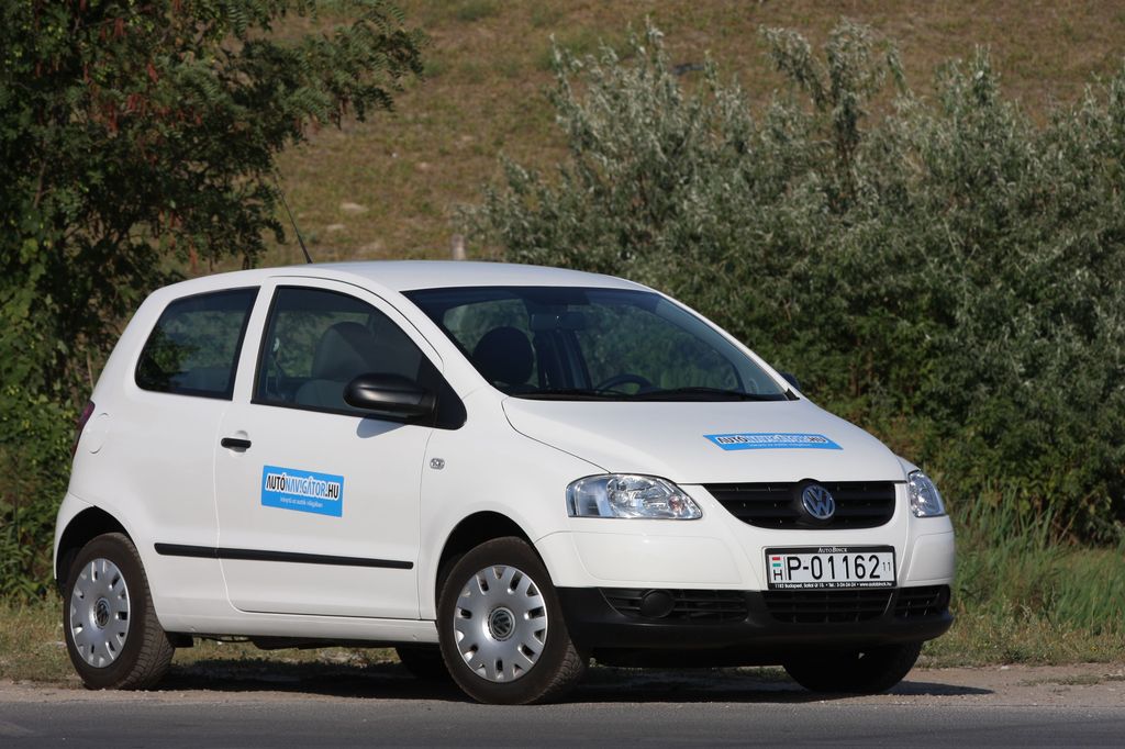 VOLKSWAGEN FOX