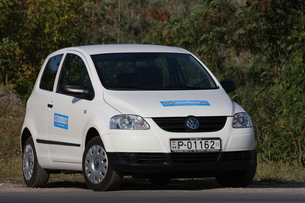 VOLKSWAGEN FOX