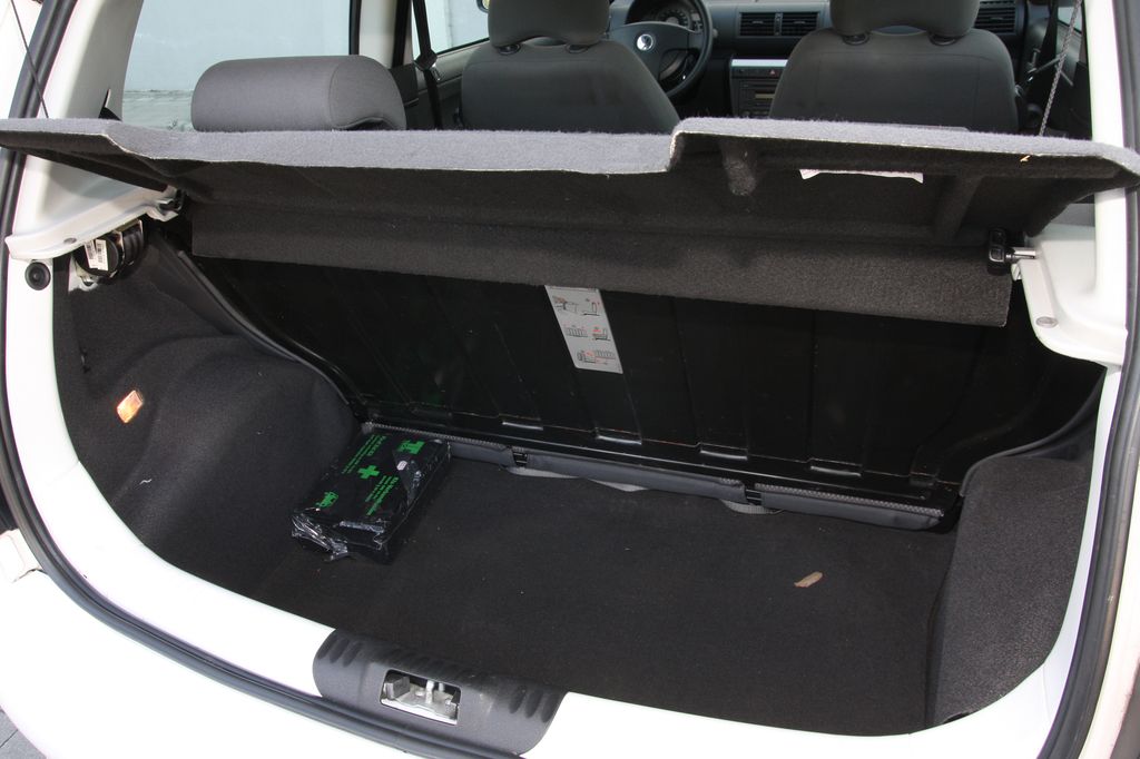 VOLKSWAGEN FOX