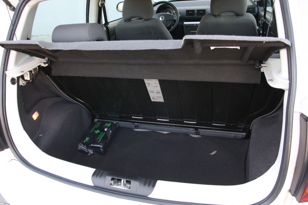 VOLKSWAGEN FOX