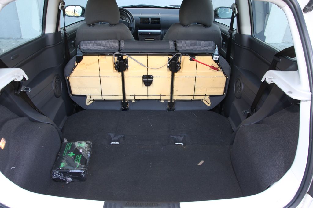 VOLKSWAGEN FOX