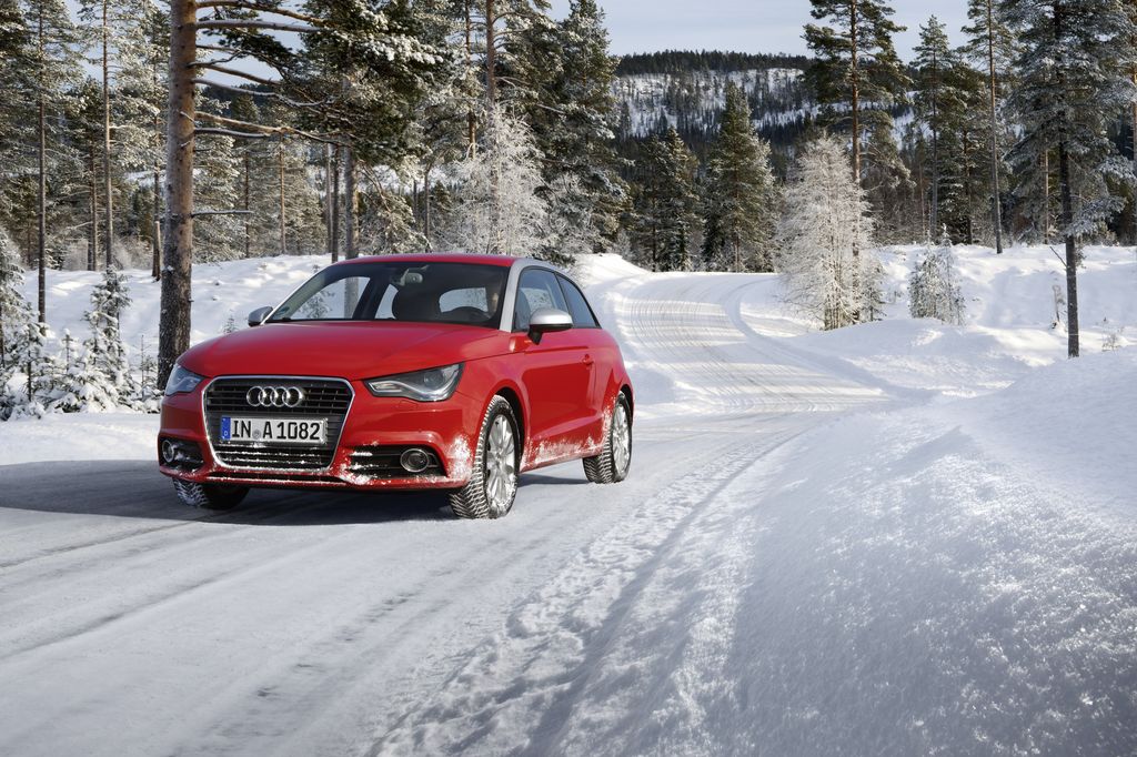 AUDI
